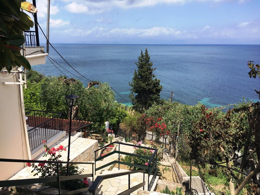 Casa Dei Venti - Sea View Apartments - 100M From The Beach Benitses  Exteriör bild